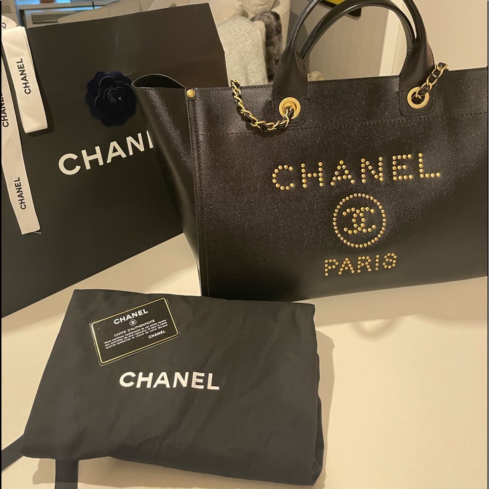 Auth CHANEL
Black Gold/Caviar Leather Studded Large Deauville Tote Bag